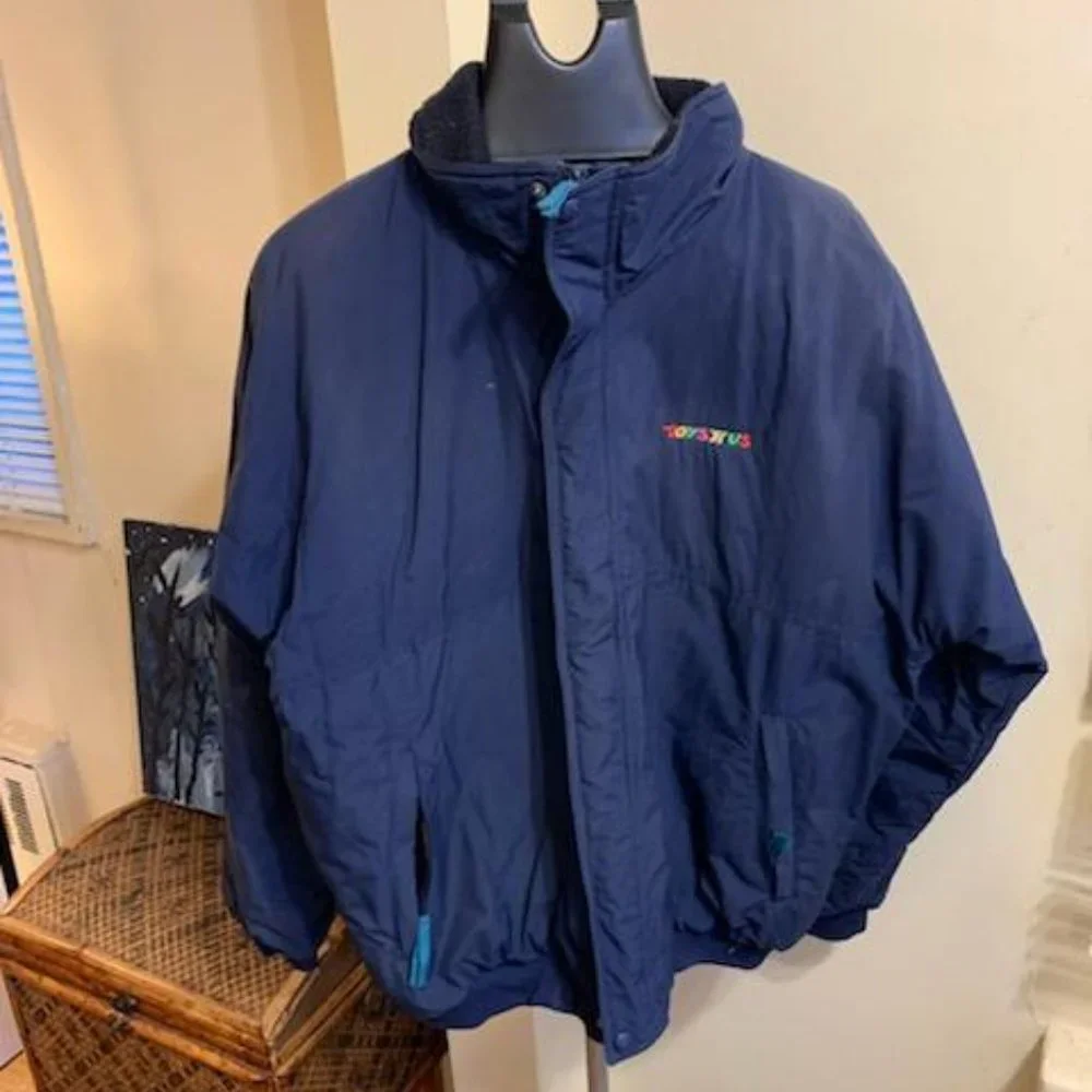 Helly Hansen Mens Toys R Us coat